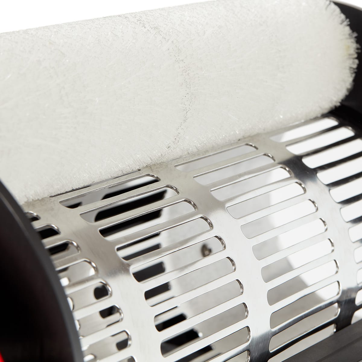 CenturionPro TableTop Trimmer Brush & Tumbler Close