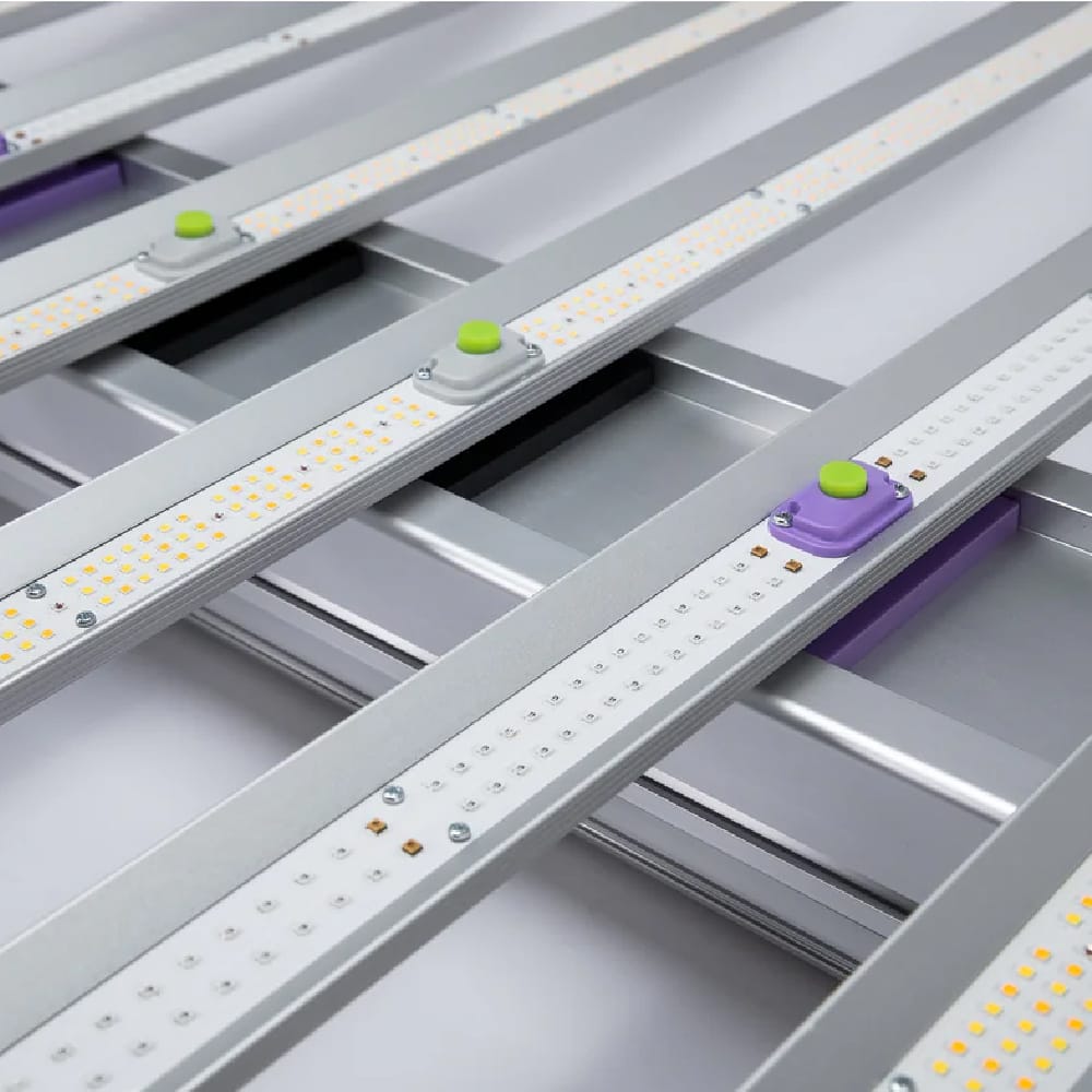 Astrica 780W UV Light LED Grow Light Bars